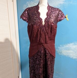 Tadashi Elegant Burgundy Lace Dress